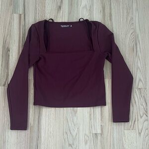 Women’s Abercrombie & Fitch Long Sleeve Square Neck Crop Top - Size Medium